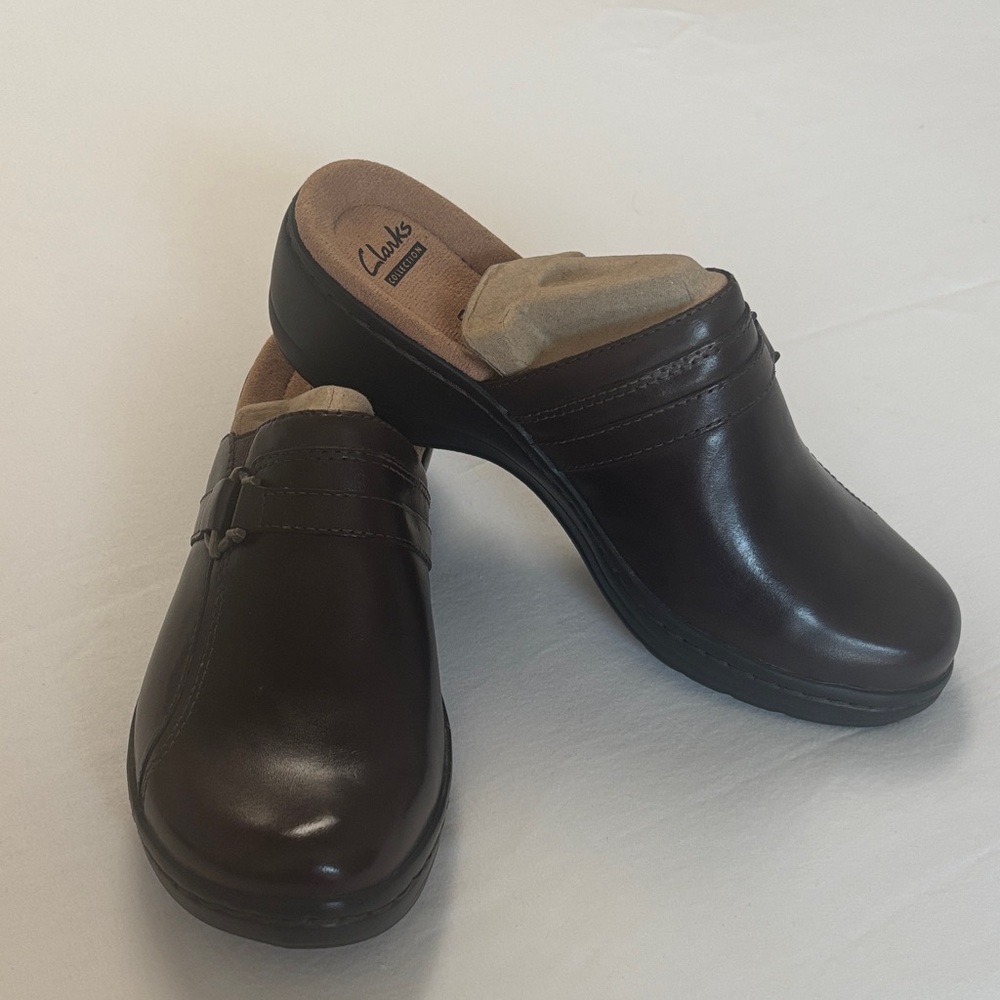 Clarks Women's Dark Brown Leather Slip-On Mules Sz 7.5